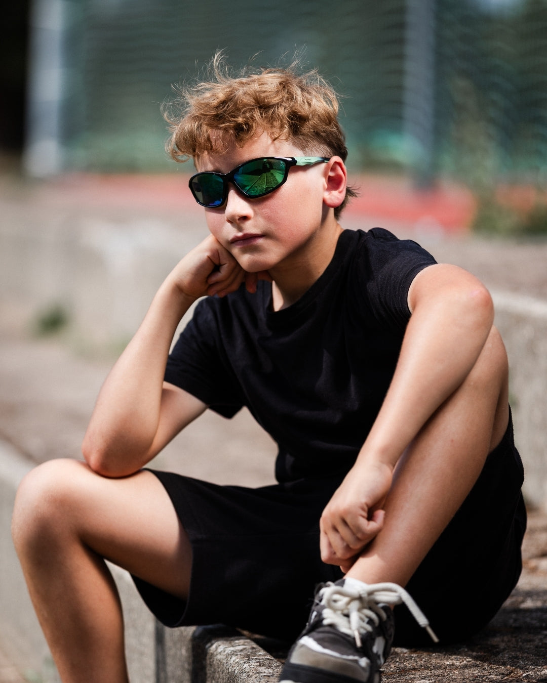 black / green / grey
